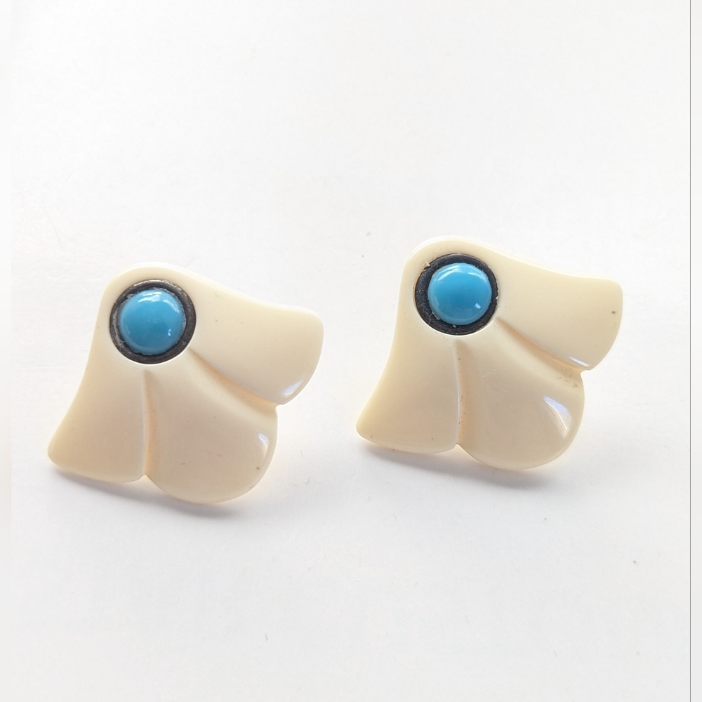 Vintage Retro Thermoplastic Floral Faux Turquoise Cabochon Post Stud Earrings
